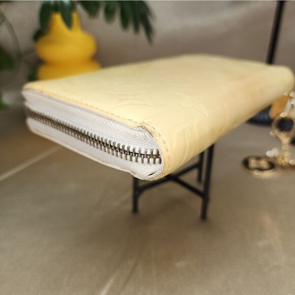 Authentic Louis Vuitton Yellow Vernis Zipper Around Wallet W/ Dust Bag - Picture 7 of 17